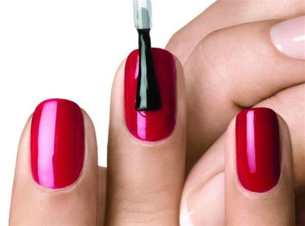 Vernis semi permanent et manucure bio orgerus yvelines